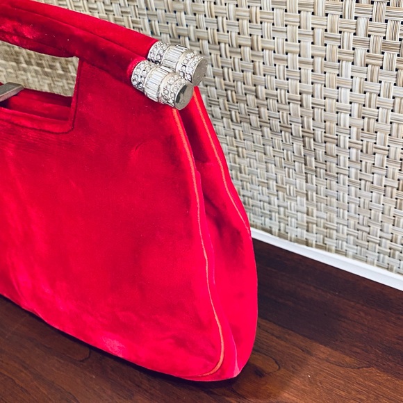 SOLD🌟3xHP🌟VTG 1960s Red Velvet Top Handle Clutch Rhinestone Accents B. Davis - Picture 5 of 15